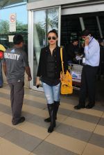Surveen Chawla snapped at airport on 15th Feb 2015